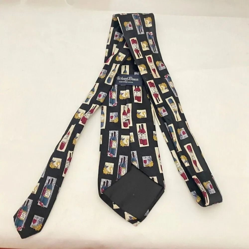 #5631 Michael Bruce Mens Wine Bottle Novelty Necktie. TIe 58X3.75